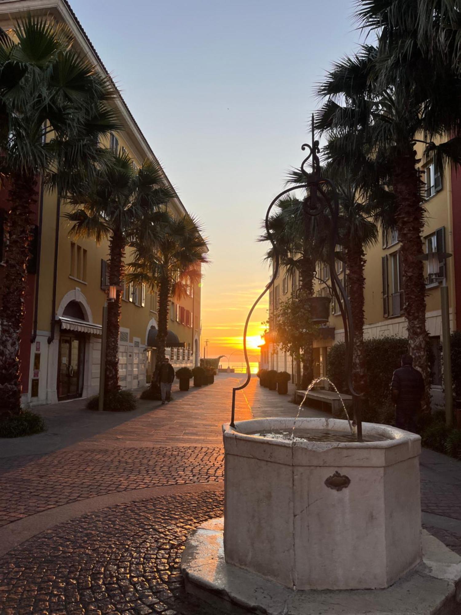 Ferienwohnung Porto Valentino 2 Sirmione Exterior foto